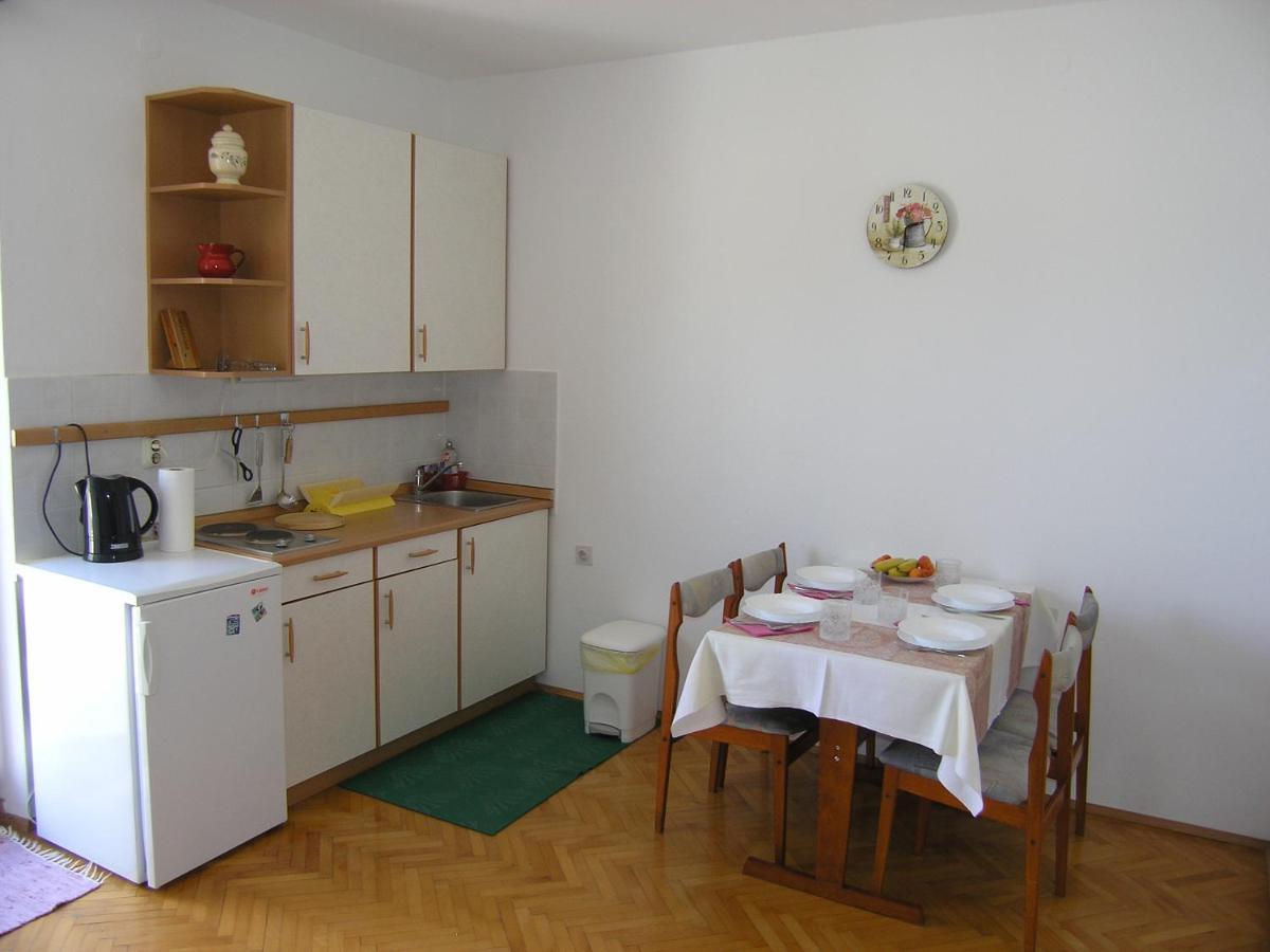 Apartments Jadranka With Magnificent Views Of The Sea - Baska Exterior photo